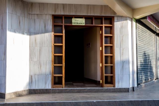 Ngara Riverside Lodge Nairobi Exterior foto